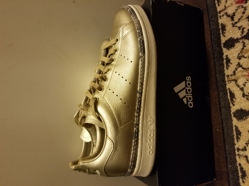 Adidas Stan Smith Bold Gold Leather Womens Size 10.5 - fits like Size 11